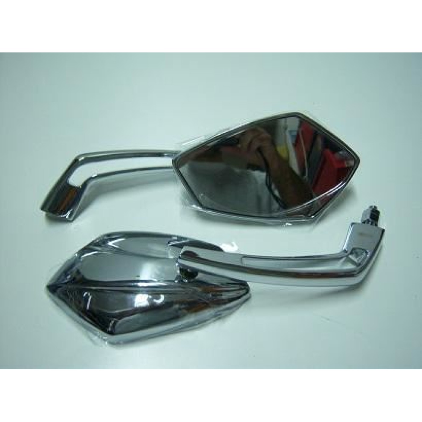 ΚΑΘΡΕΠΤΕΣ MG-1829 8MM CHROME ΖΕΥ