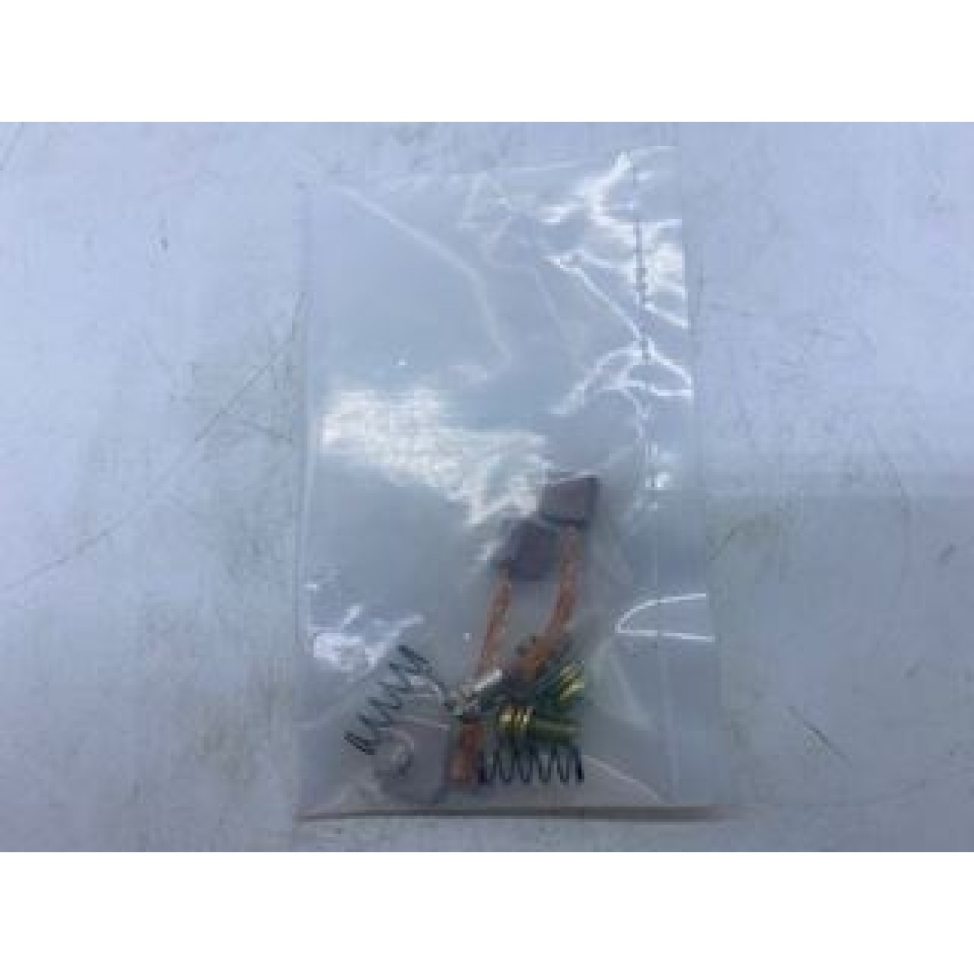 ΚΑΡΒΟΥΝΑΚΙΑ ΜΙΖΑΣ CRYPTON T110 ROC